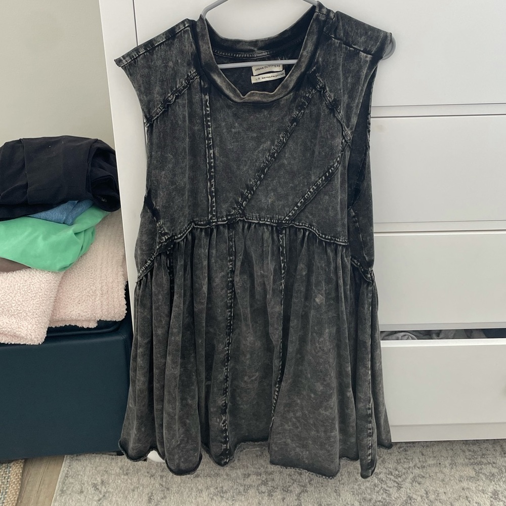 urban outfitters black dress